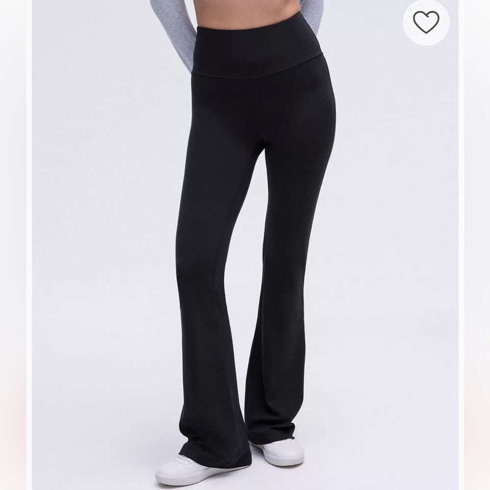 Lululemon Groove Nulu Super-High-Rise Flared Pant *Short